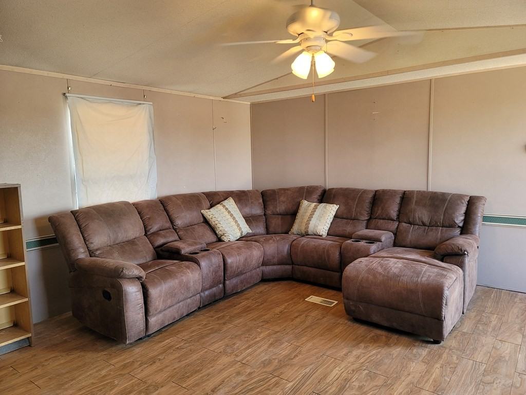 4098 Gomez Rd - Photo 2 of 11