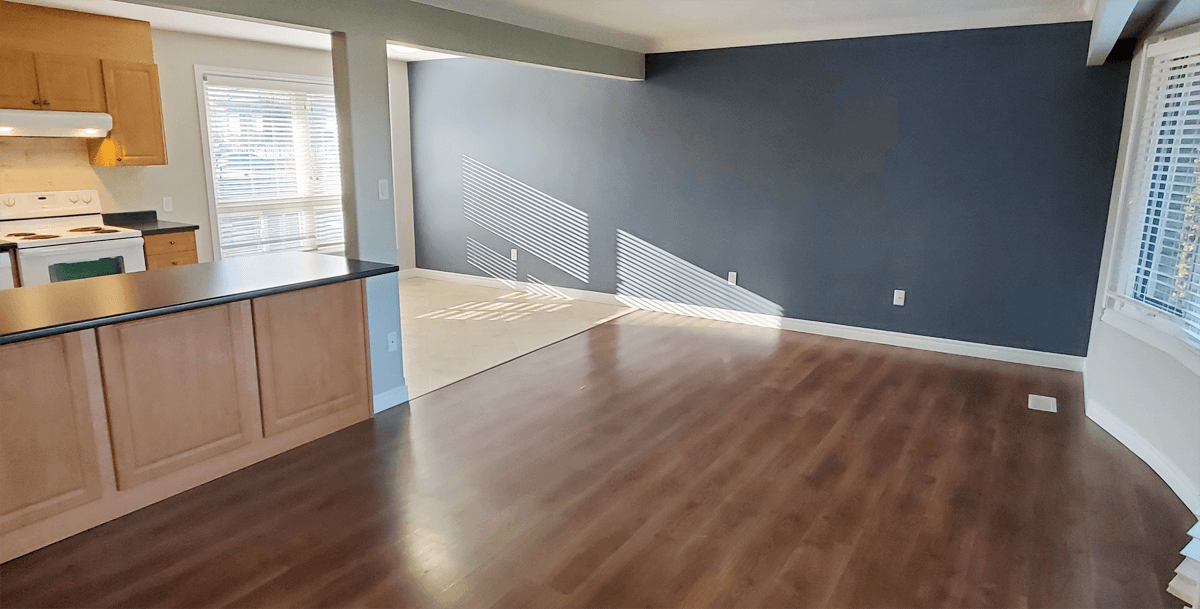 240 Lakeshore Road - Photo 2 of 17