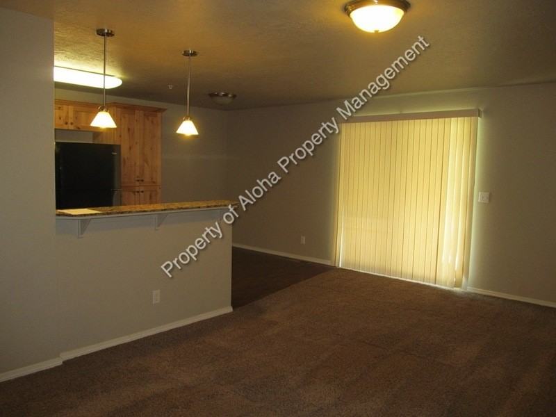 1023 W Pine Ave #101 - Photo 5 of 27