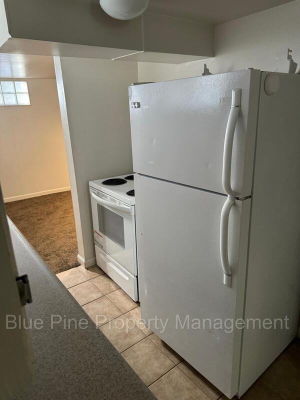 219 E 2nd S #2 - Photo 5 of 11