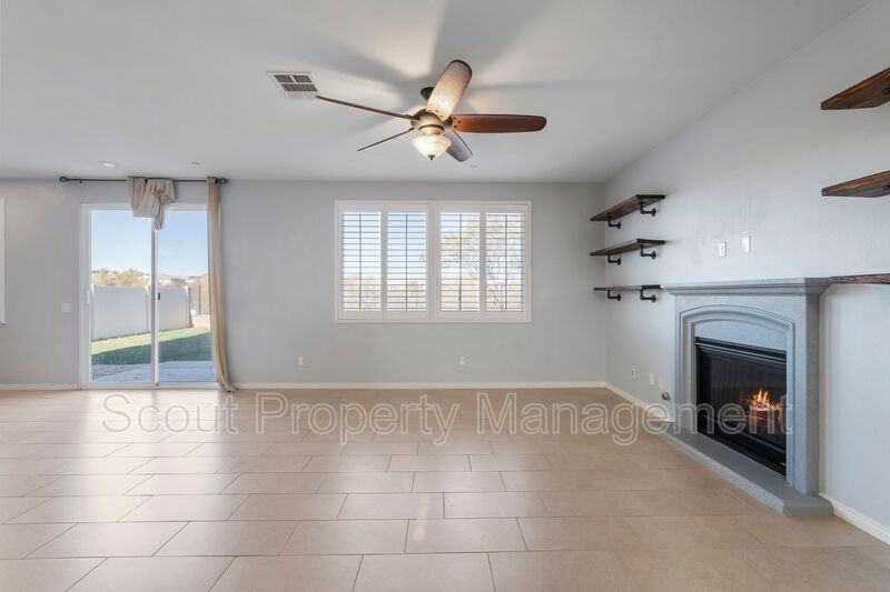 31830 Deerberry Ln - Photo 3 of 28