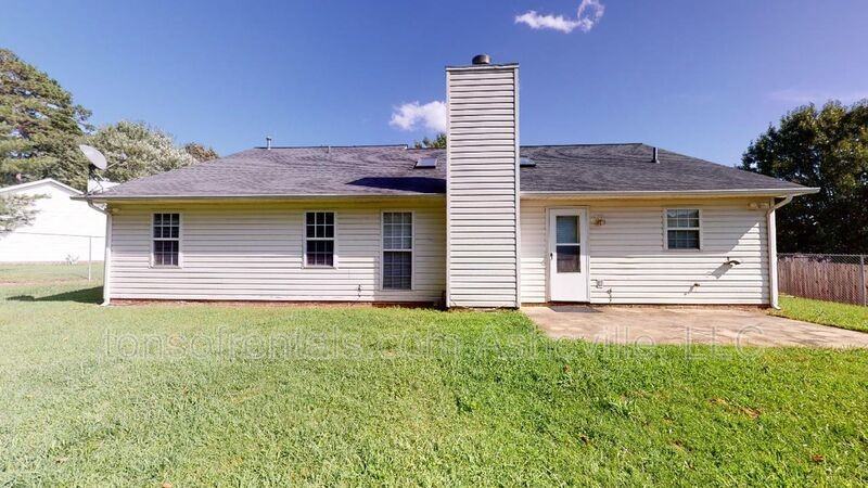 105 Sandpiper Ct - Photo 2 of 12