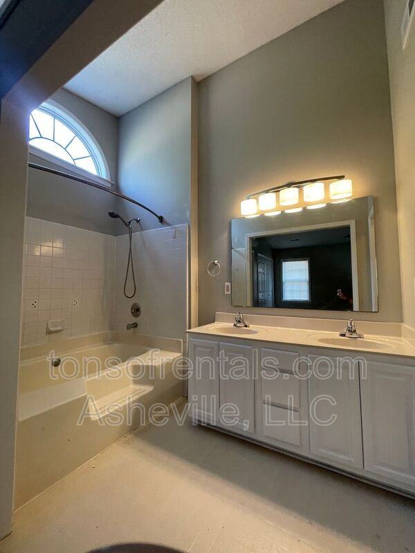 105 Sandpiper Ct - Photo 7 of 12