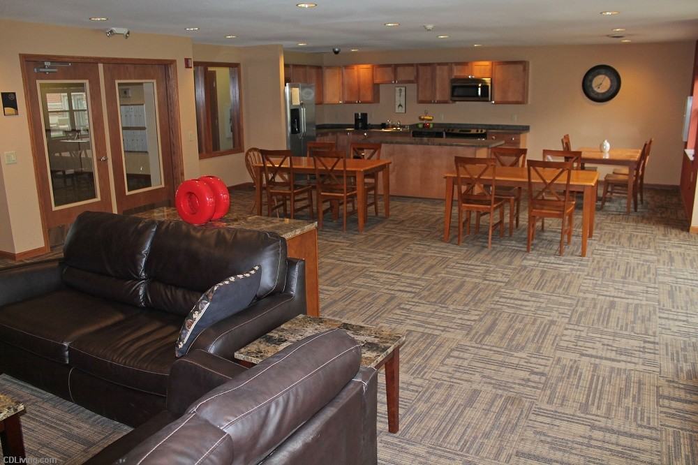 641 W Main - Photo 4 of 22