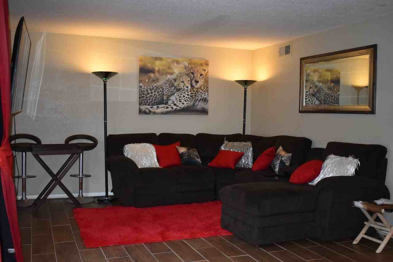 108 N Belvedere Blvd #21 - Photo 7 of 16