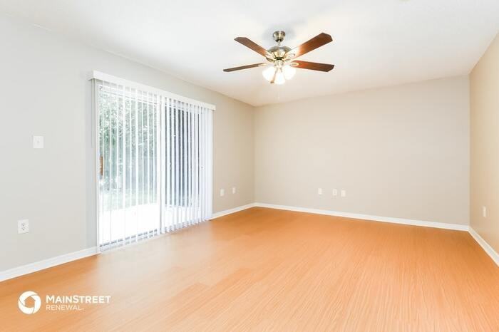 2765 Liberty Ave - Photo 3 of 14