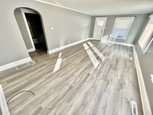 907 E Broadway St #1 - Photo 4 of 11