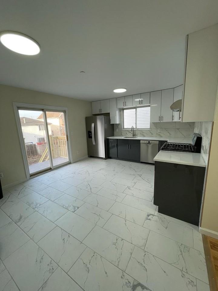 177 Clifton Ave - Photo 2 of 18