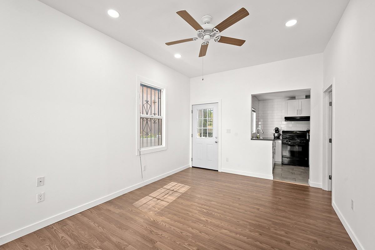 2653 Newton Ave #1 - Photo 3 of 10