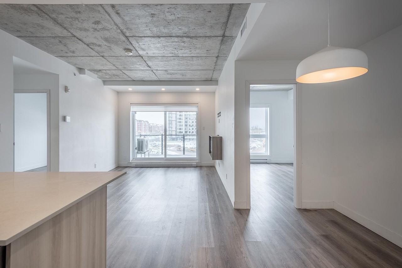 265 Hymus Apartments 285 Boul Hymus, PointeClaire, QC H9R 0G7 Zumper