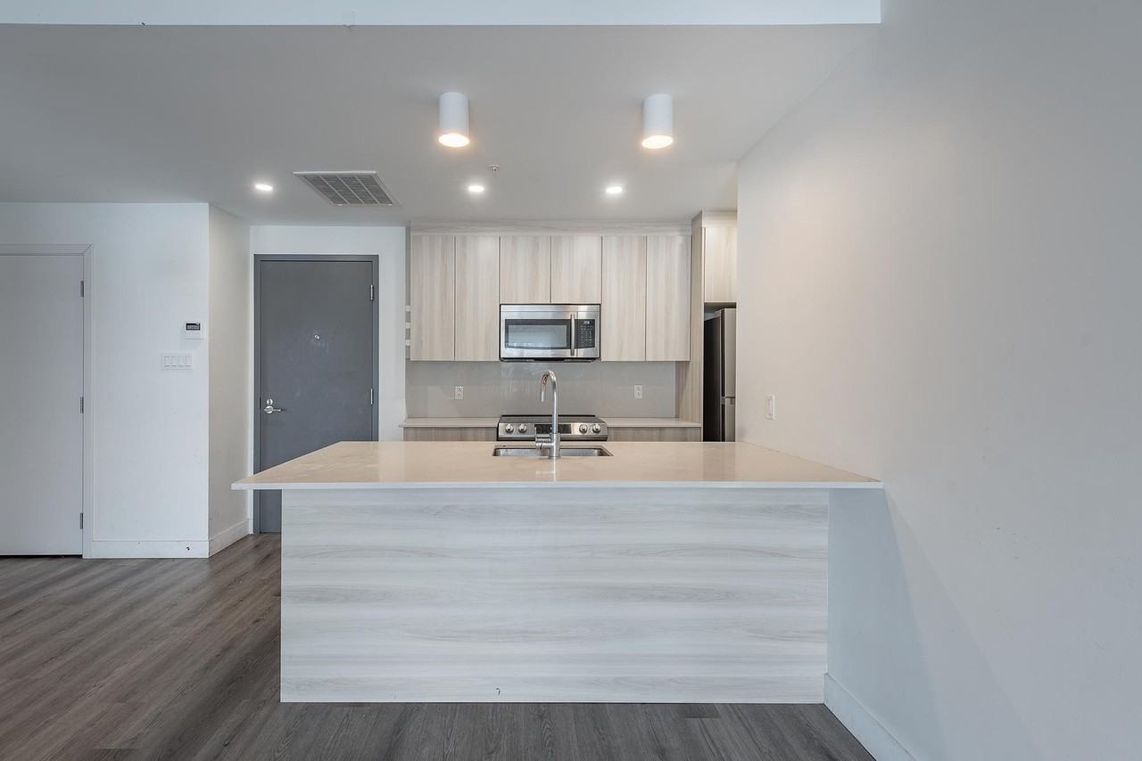 265 Hymus - Photo 2 of 15