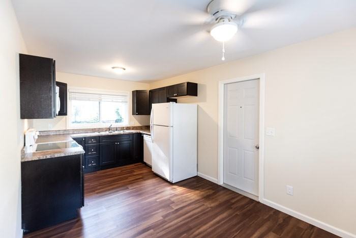 17 Chester Ave #1-5 - Photo 3 of 6