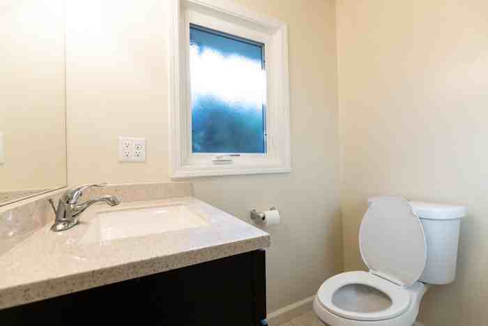 17 Chester Ave #1-5 - Photo 5 of 6
