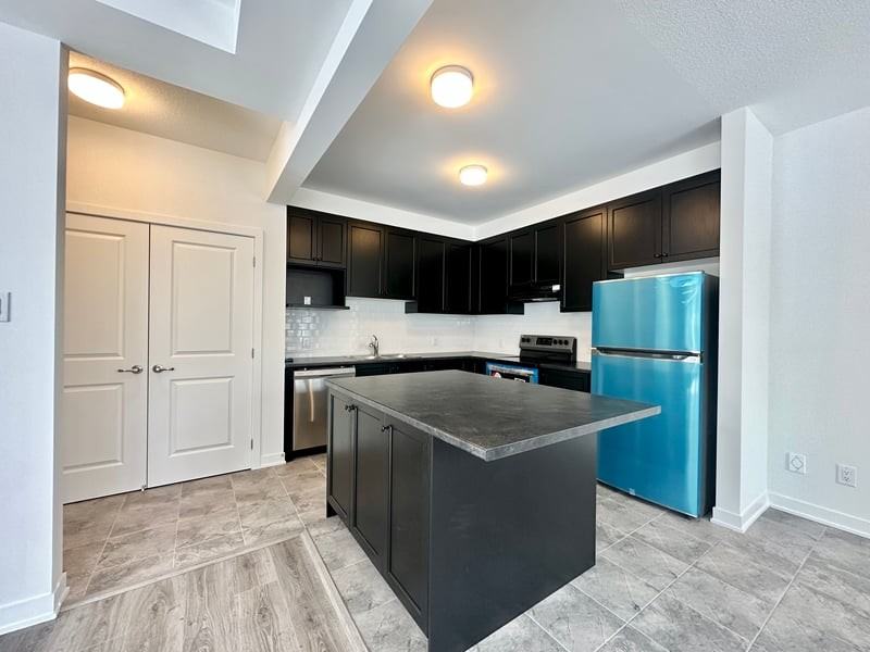 51 Kindred Row - Photo 3 of 14