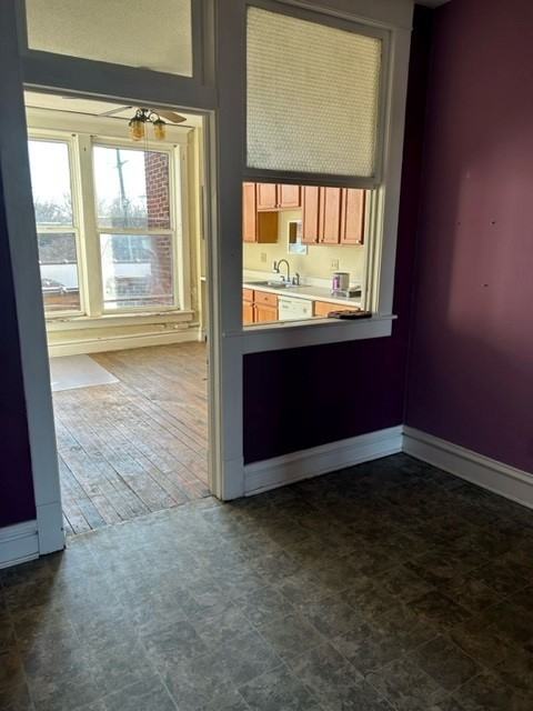 129 1/2 W Broadway St #1 - Photo 4 of 10