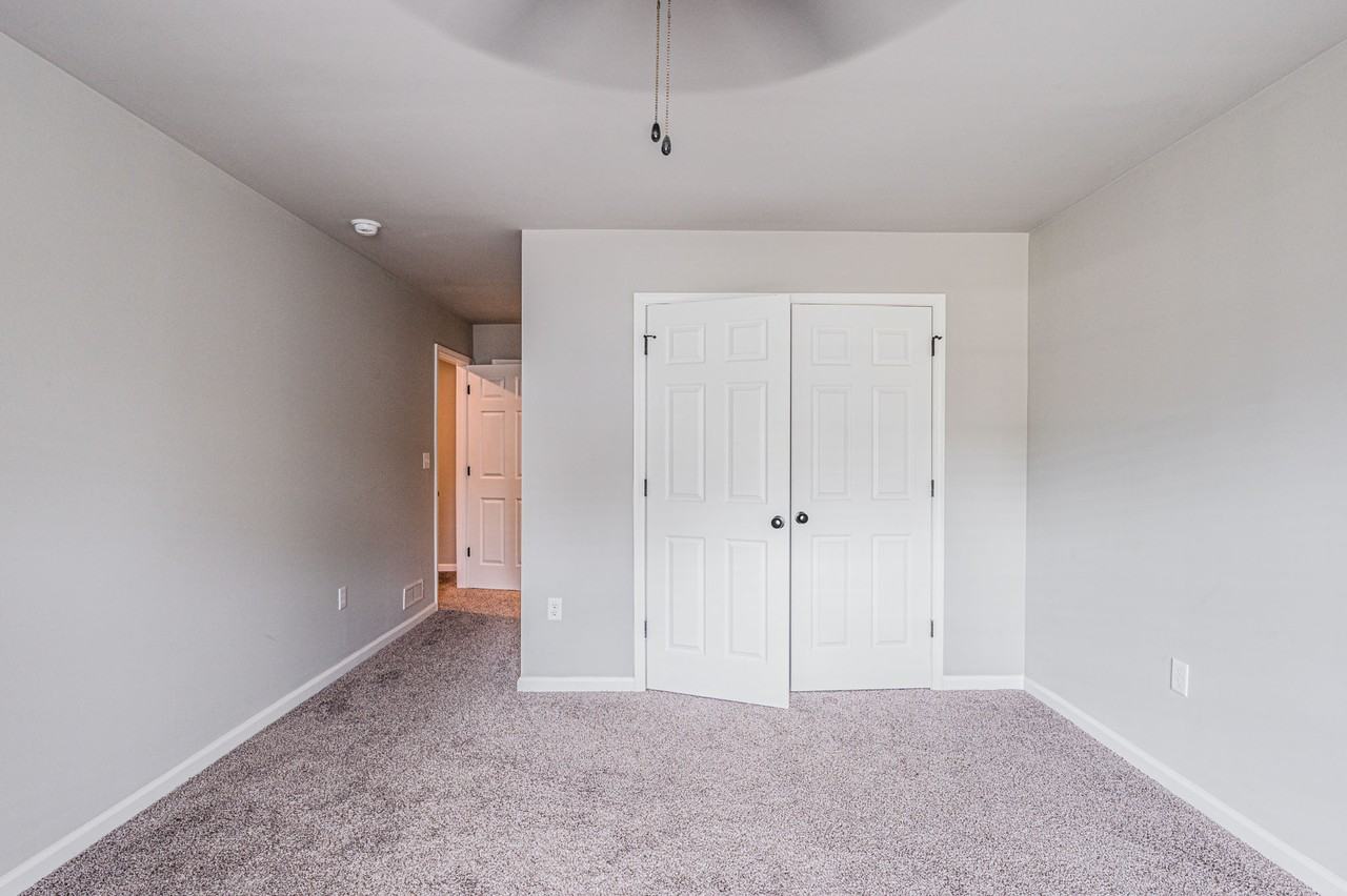 245 Whispering Hills Blvd #1 - Photo 7 of 11