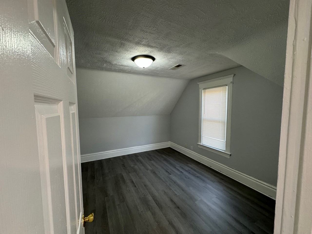 1604 13th Ave #2 - Photo 6 of 8