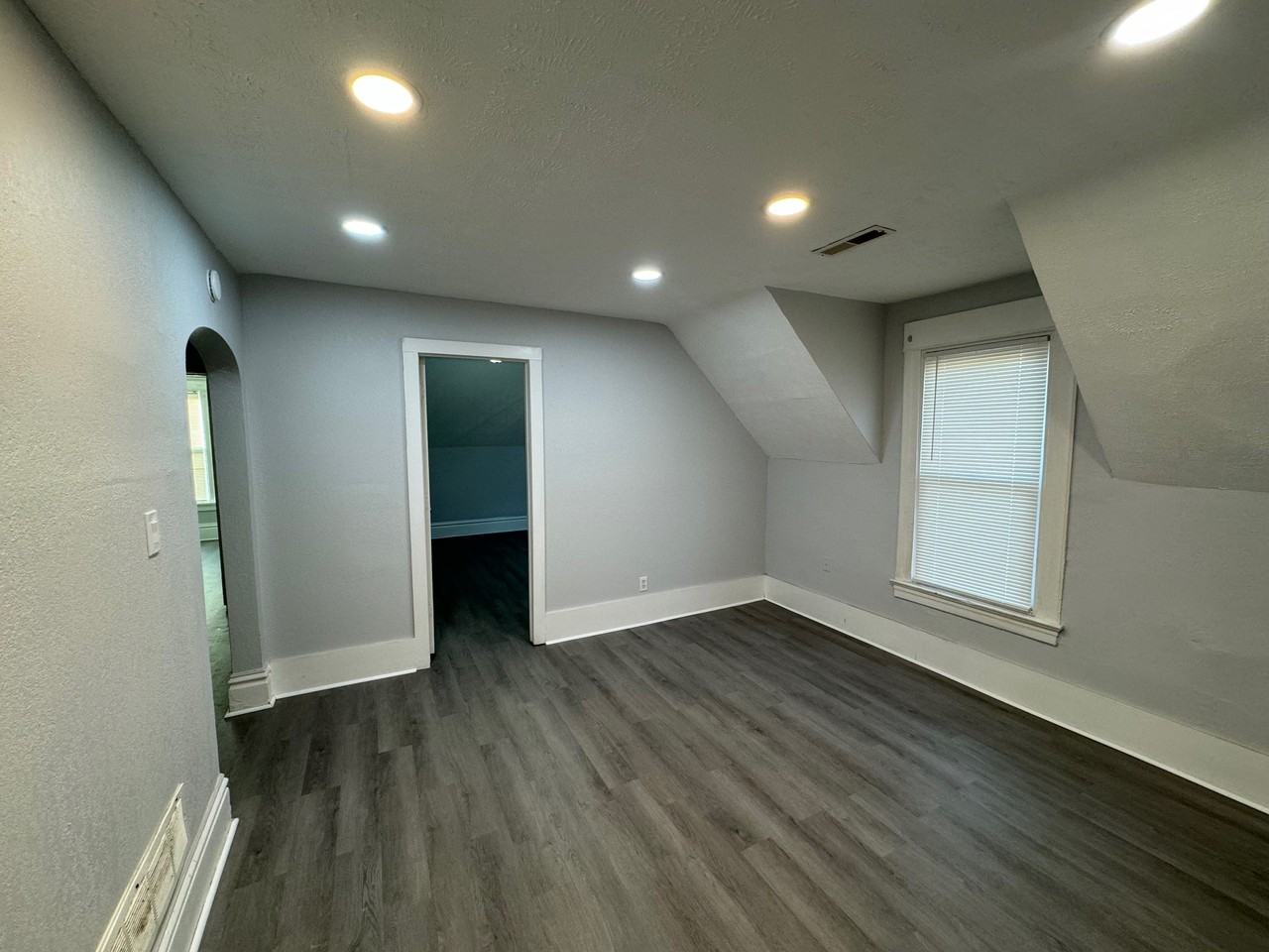 1604 13th Ave #2 - Photo 7 of 8