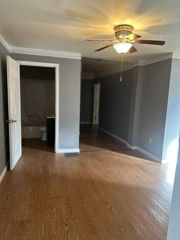 509 E 4th St - Photo 3 of 11