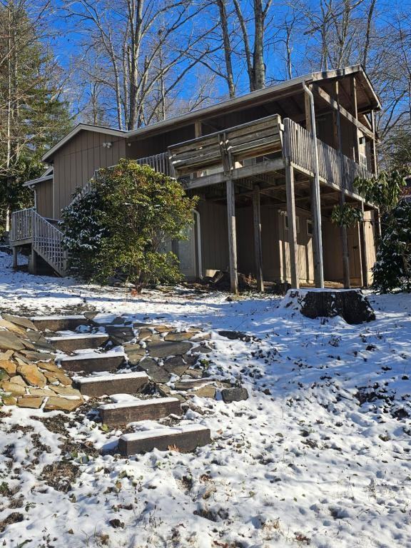 421 Jack Pine Loop - Photo 3 of 16