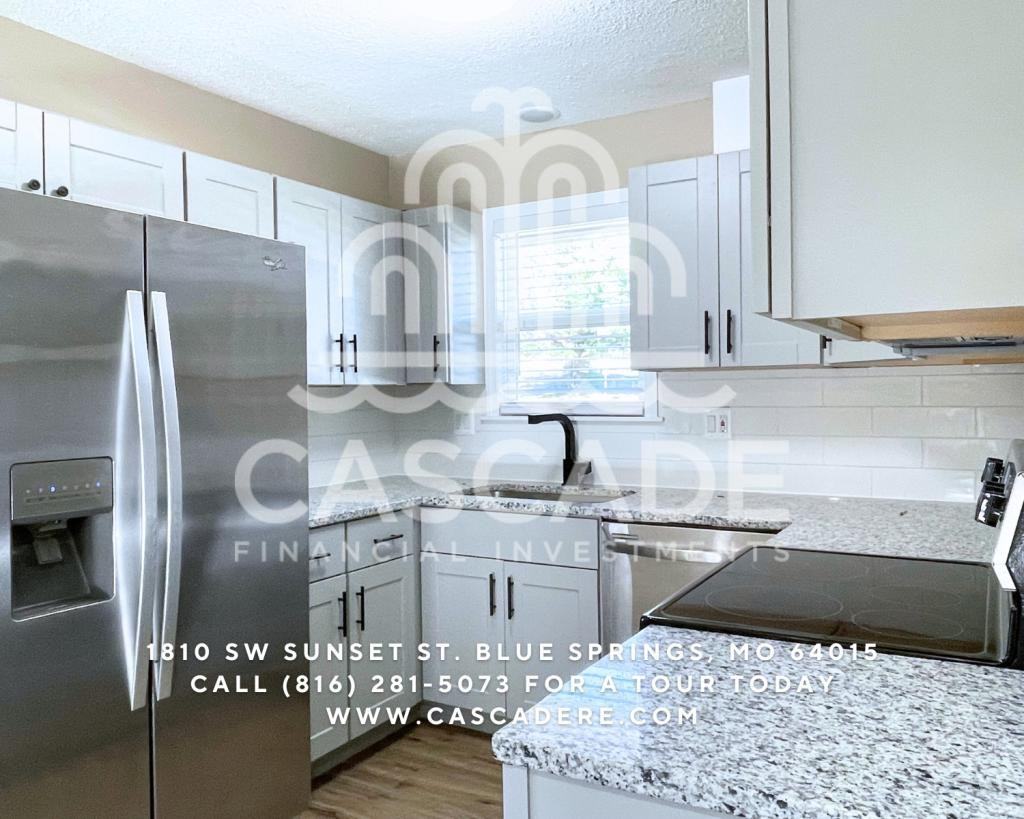 1810 Sw Sunset St - Photo 2 of 10