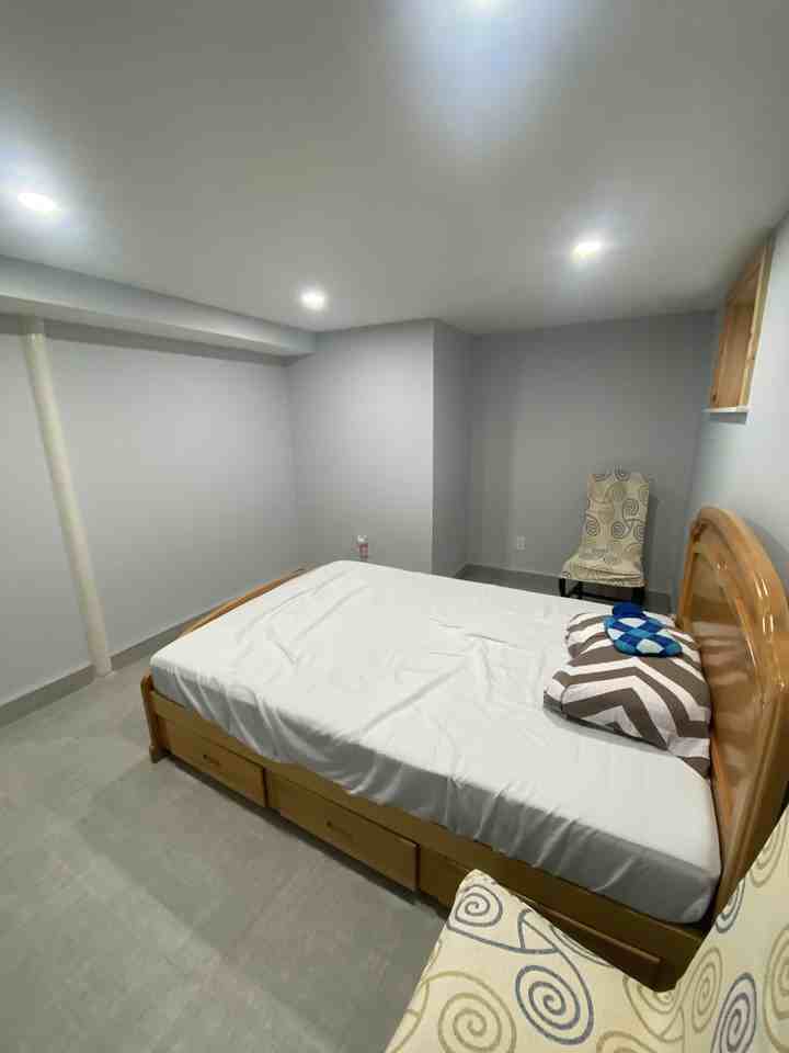 82nd Street #1f - Photo 2 of 9