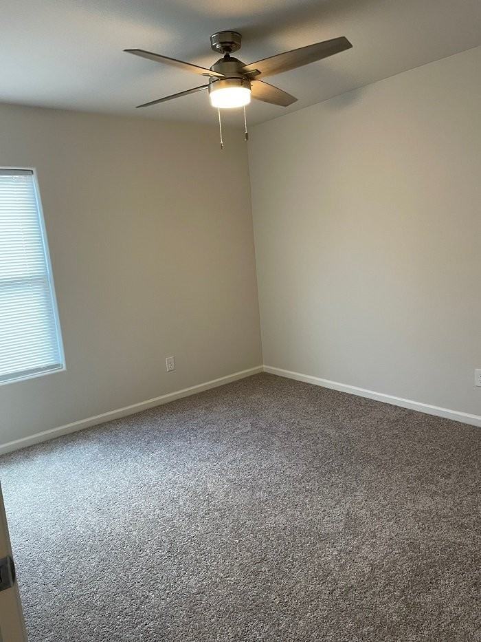 801 South Silvercreek Lane - Photo 5 of 11