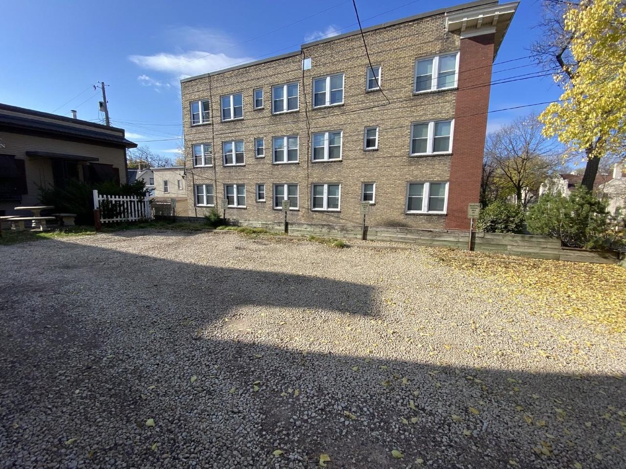 2006 2000/2002 Dupont Ave S #8 - Photo 5 of 18