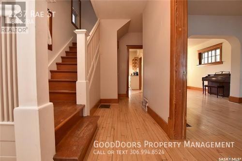 2237 Rae St - Photo 3 of 11