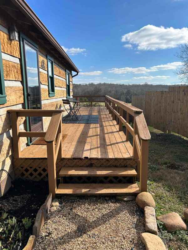 1424 E Park Ln - Photo 2 of 10