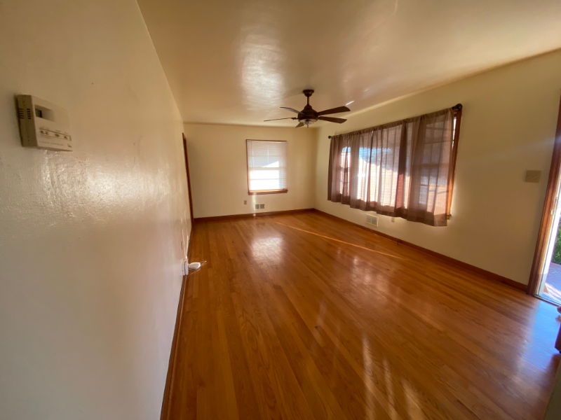 172 Trinkle Ave Ne - Photo 3 of 15