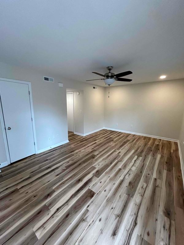 1023 Hunters Trce - Photo 2 of 18