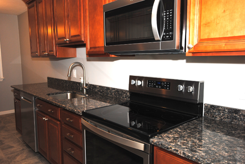 240 Heritage Dr - Photo 2 of 35