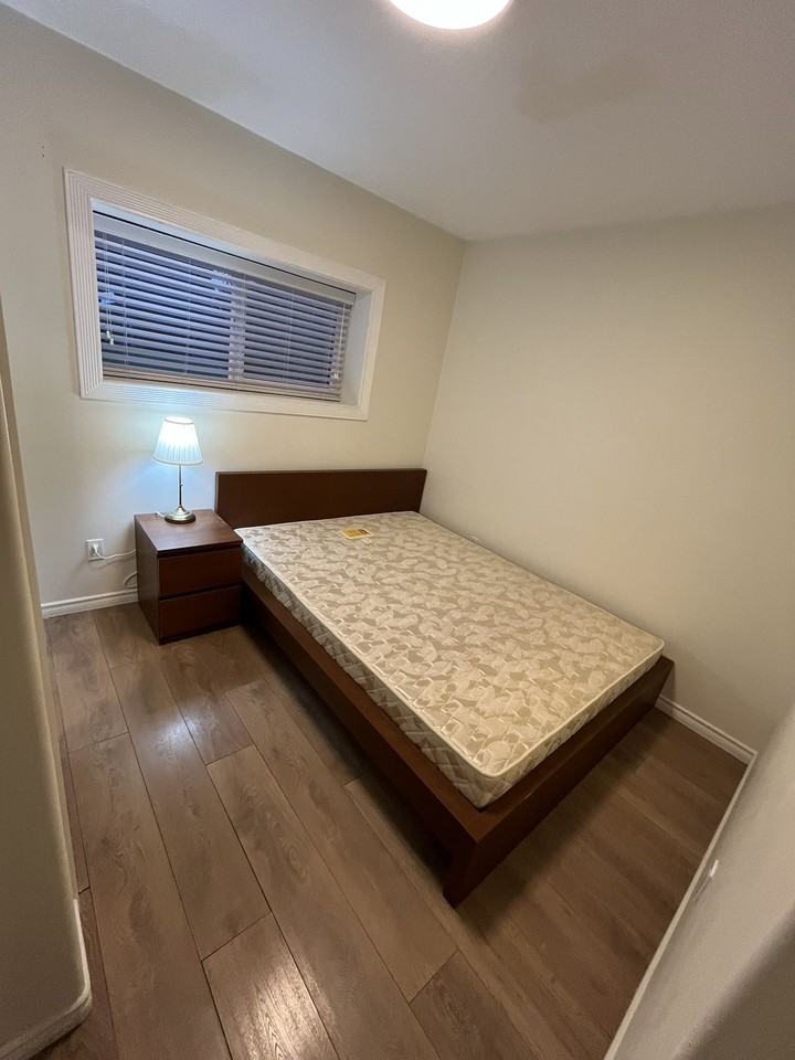 Chesham Ave & Burke St - Photo 6 of 12