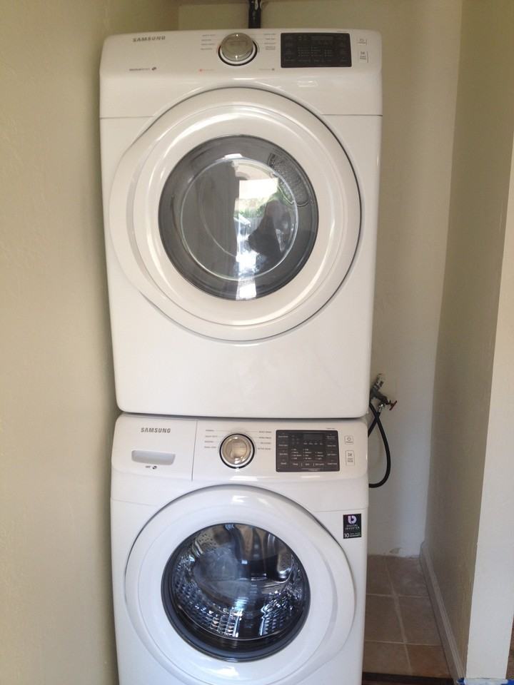 1359 E 9th St #A - Photo 6 of 6