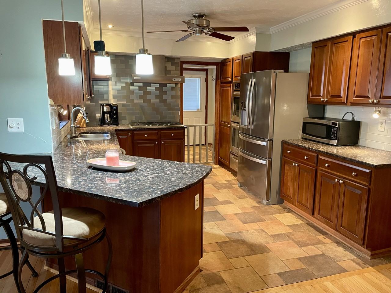 3454 Rochfort Bridge Dr #NA - Photo 3 of 4