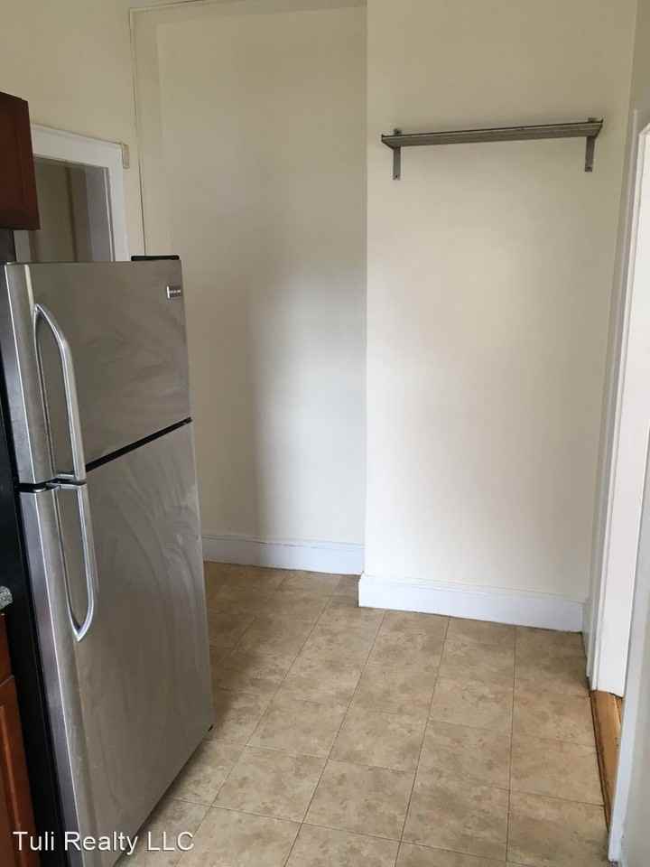 Tuli owned condos 41-43 Kelly Parkway - Photo 3 of 24