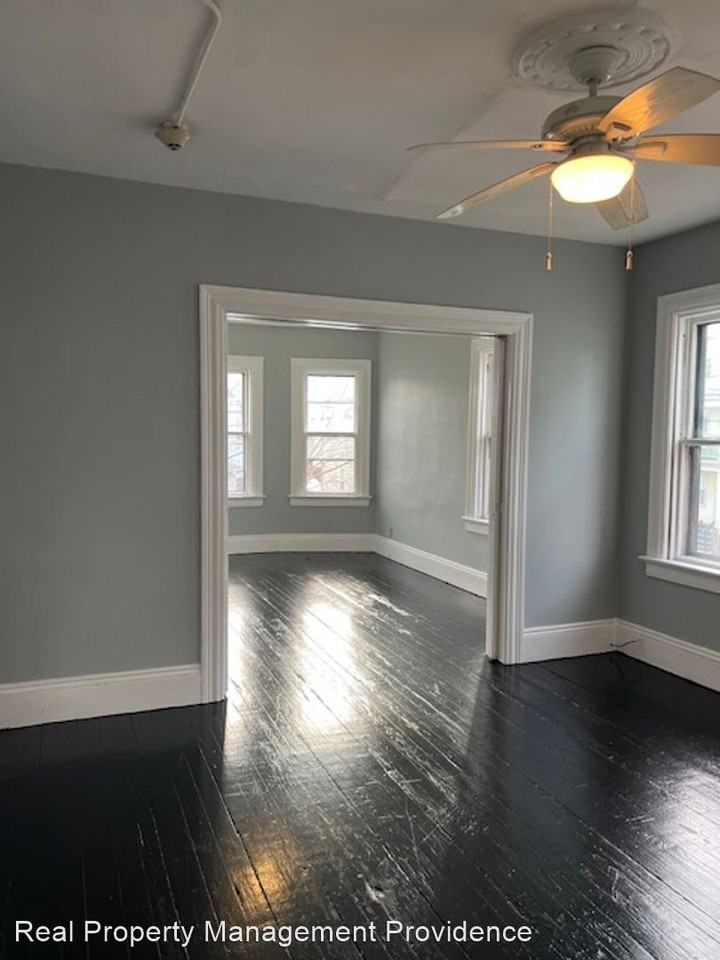 111-117 Wood Street - Photo 3 of 7