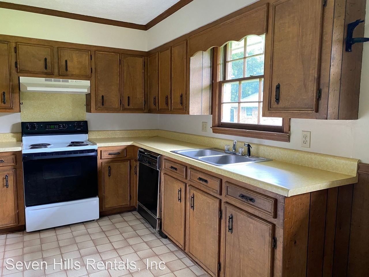 348 Donahoo Road - Photo 2 of 11