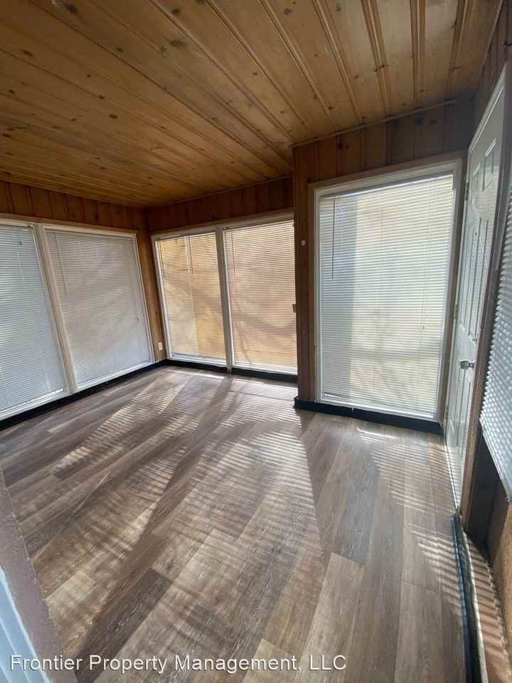 1834 1834 Eton Ln - 1834 Eton - Photo 2 of 25