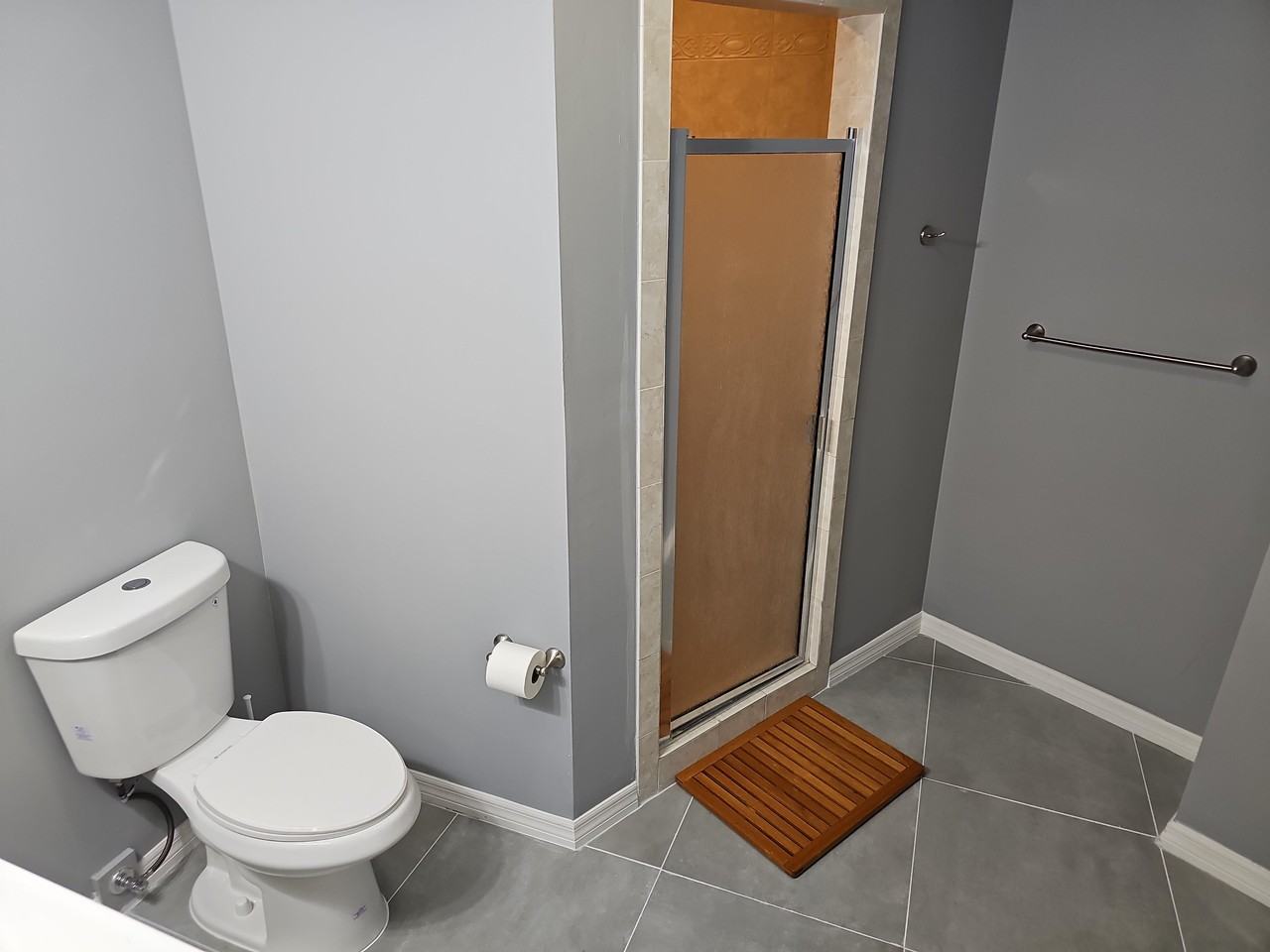 Charles Carrol St - Photo 7 of 27