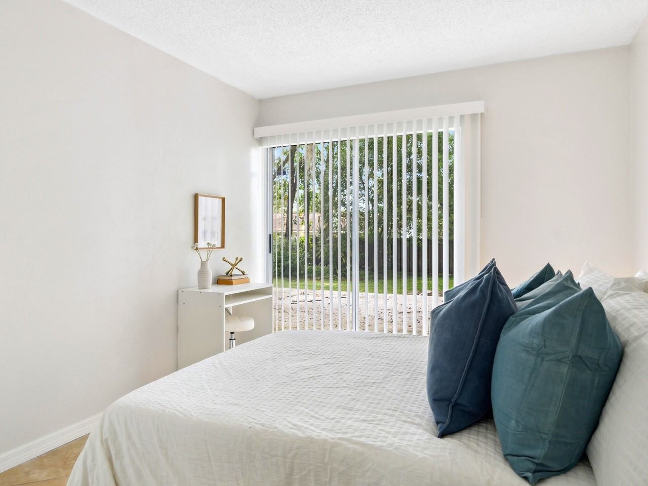 N Gordon St - Photo 7 of 10