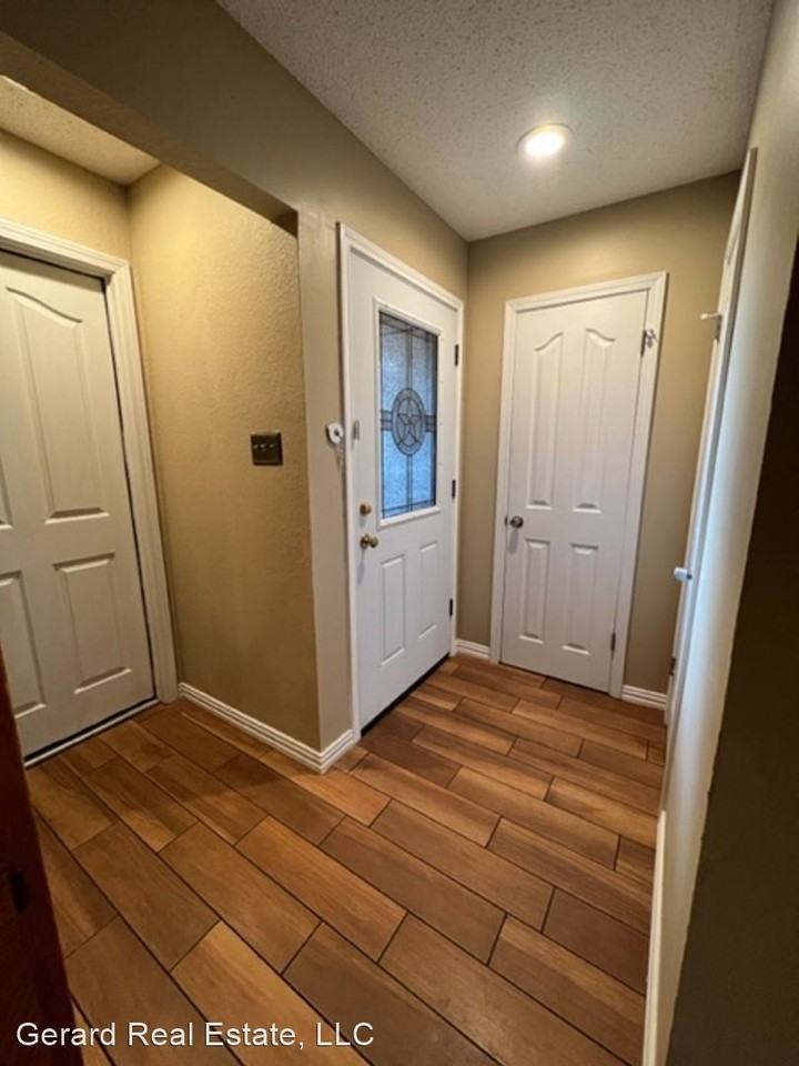 3081 Button Willow Ave - Photo 3 of 26