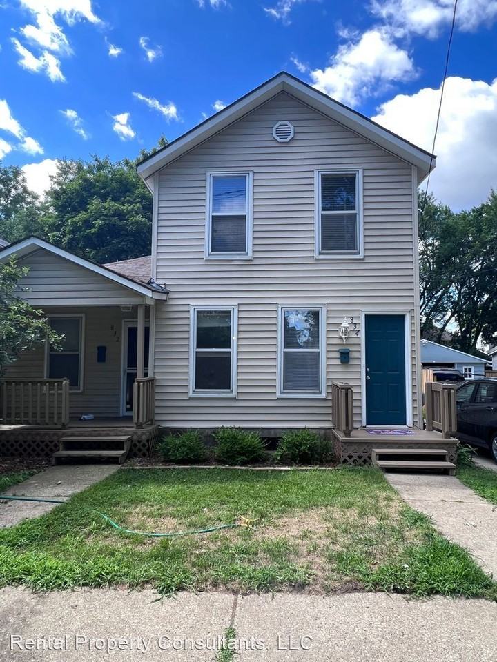 Richmond Park Neighborhood 2 bedroom lower unit! Apartments 832