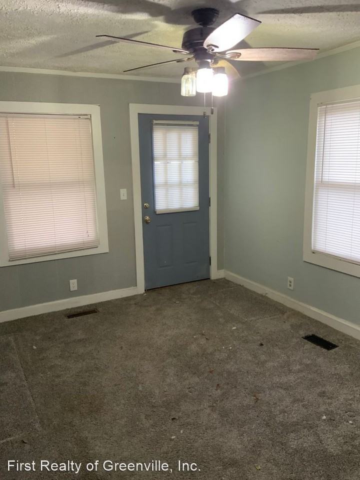 Boutwell St - Photo 2 of 10