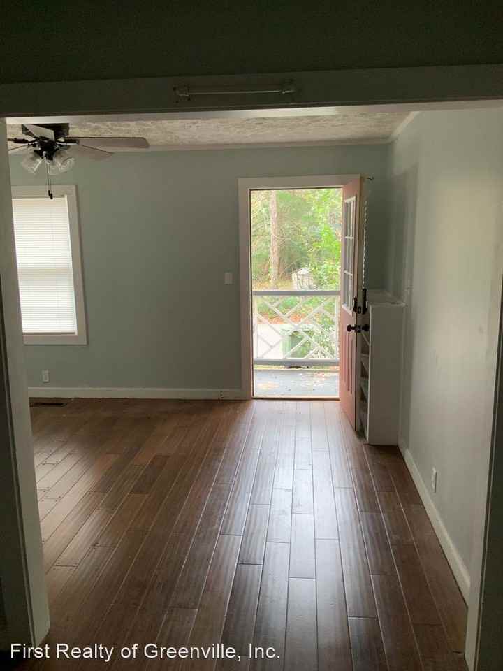 Boutwell St - Photo 3 of 10