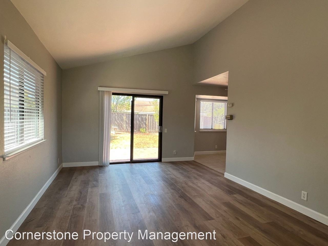 5309 Daimler Ct - Photo 3 of 13