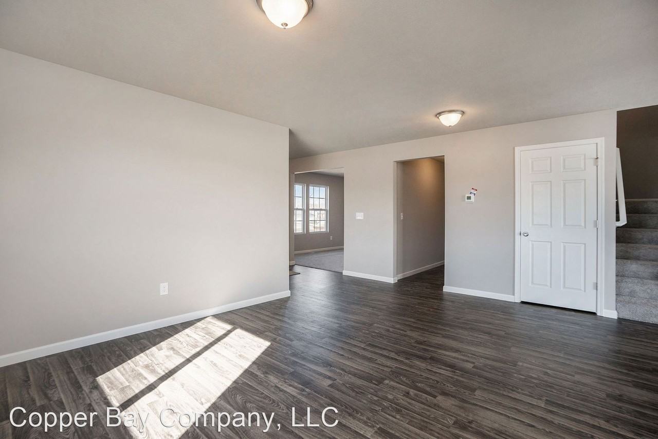 10047 Whitetail Ln - Photo 2 of 28