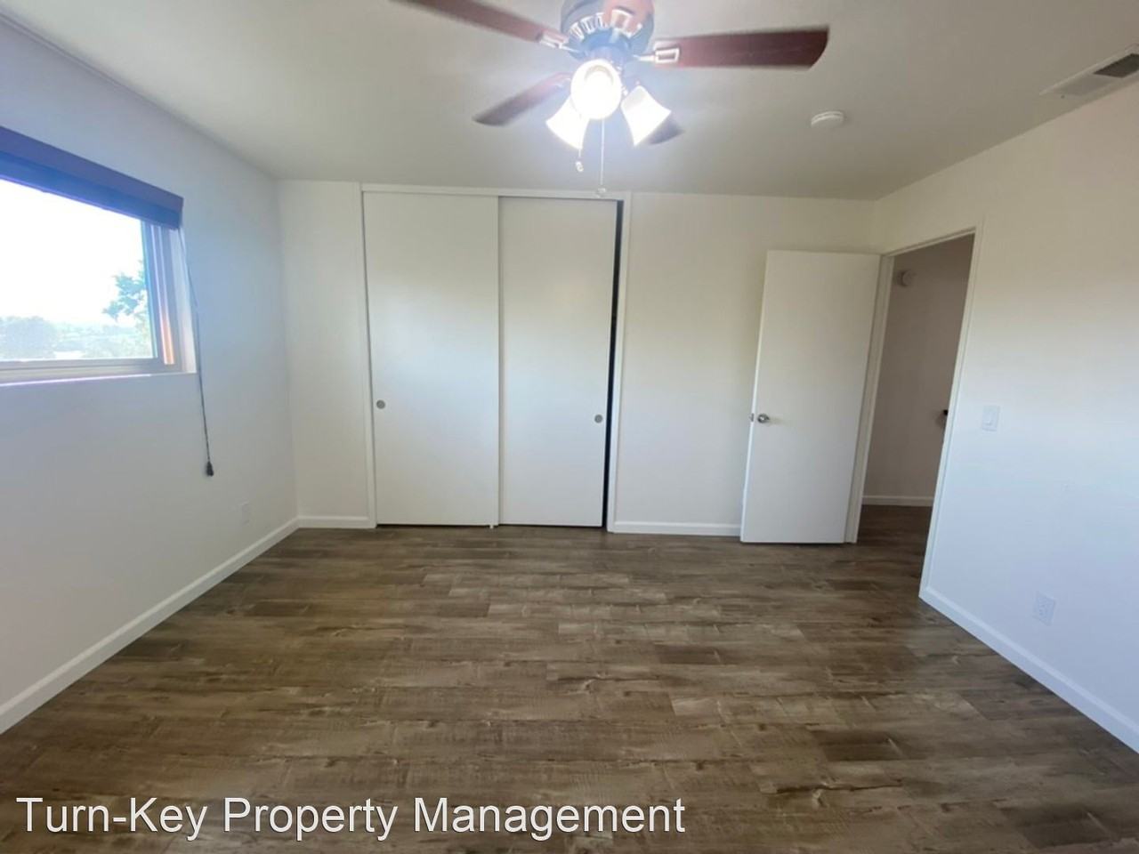 2212 Pine St - Photo 3 of 50