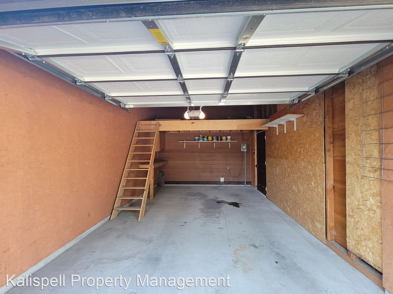 89 Hawthorne West - Photo 3 of 18